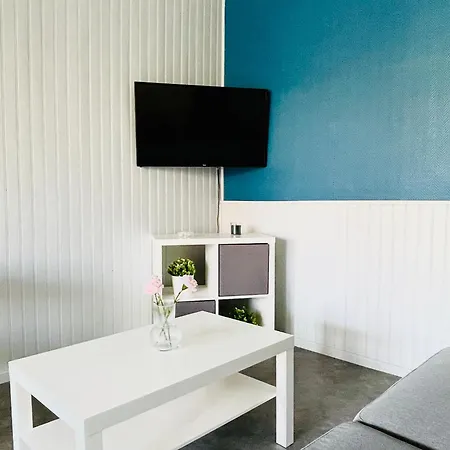 T2 Au Rez De Chaussée Dans Propriété Privée, Au Bord De L'eau à 15 Minutes De Nancy Appartement