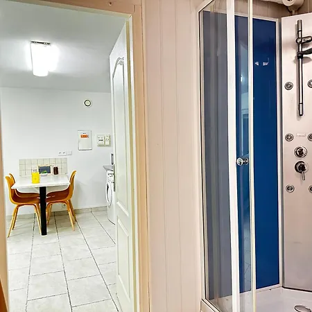 T2 Au Rez De Chaussée Dans Propriété Privée, Au Bord De L'eau à 15 Minutes De Nancy Appartement Toul