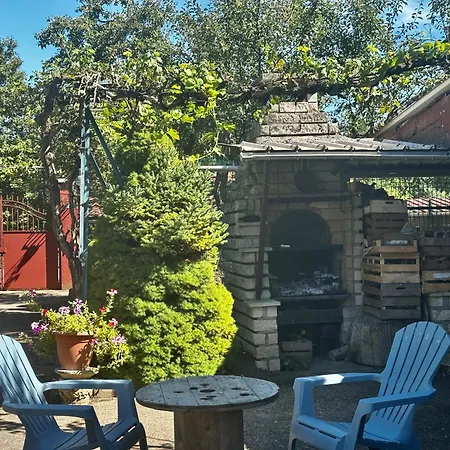 Appartement T2 Au Rez De Chaussée Dans Propriété Privée, Au Bord De L'eau à 15 Minutes De Nancy Toul