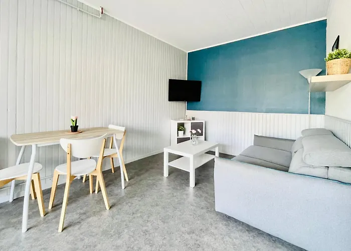 Apartmán T2 Au Rez De Chaussee Dans Propriete Privee, Au Bord De L'eau A 15 Minutes De Nancy *